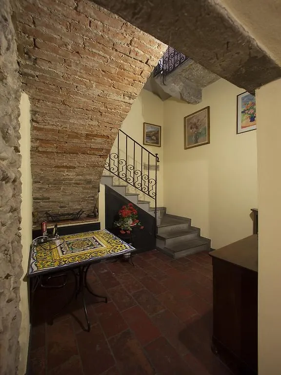 B&B Sant'Antonio De Foris Bergamo 3*,  Italy